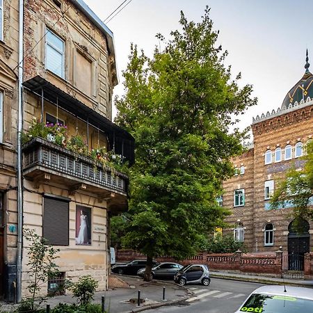 Leontovycha Apartment Lviv Exterior foto