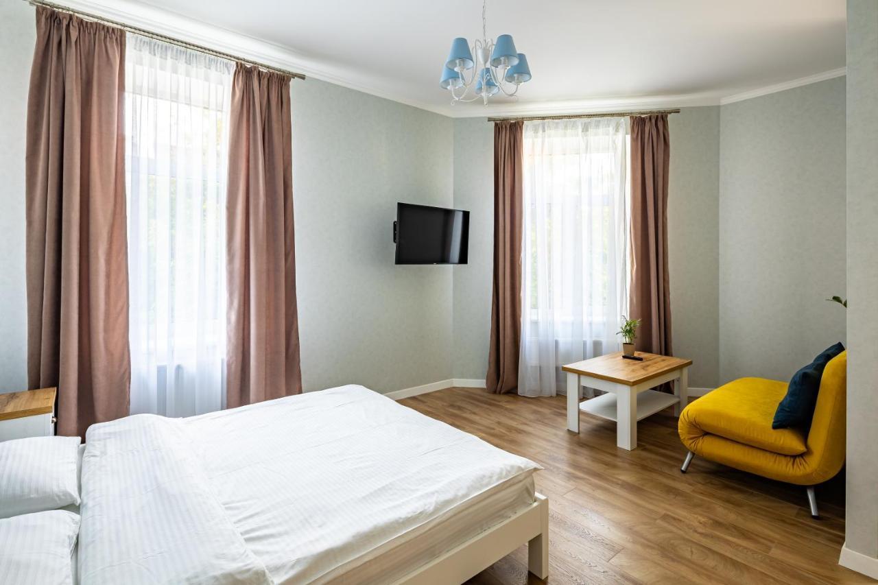 Leontovycha Apartment Lviv Exterior foto